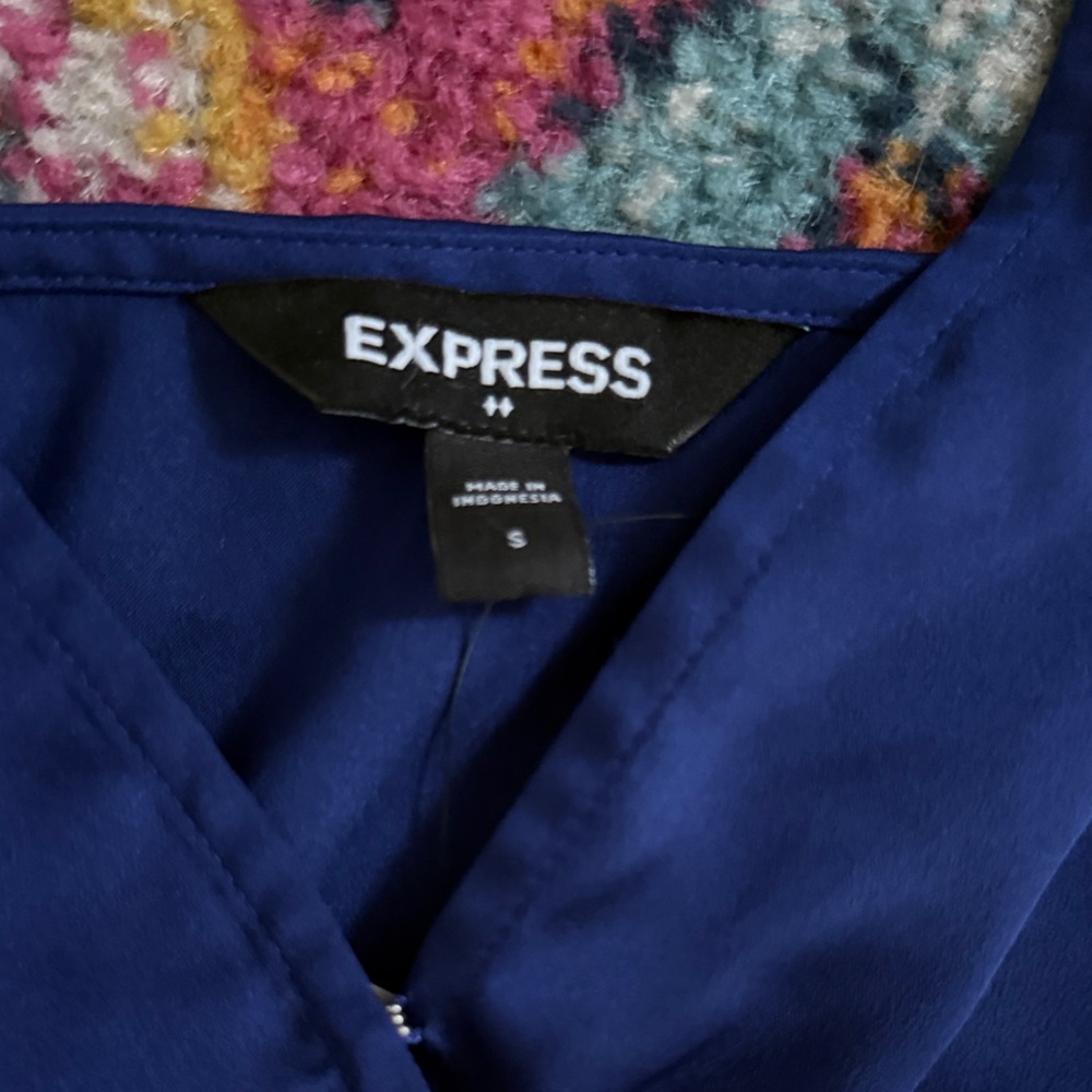 NWT Express satin Navy Blouse bodysuit Small - Picture 2 of 6